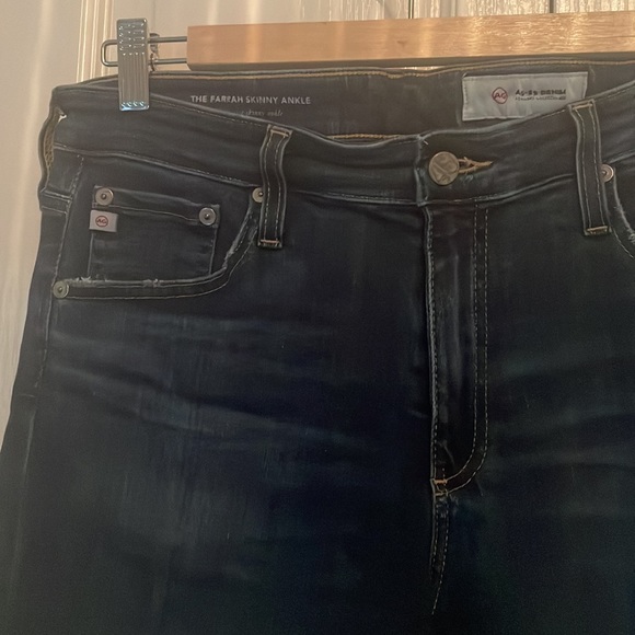 AG Farrah skinny ankle jean. 29r* - Picture 5 of 9